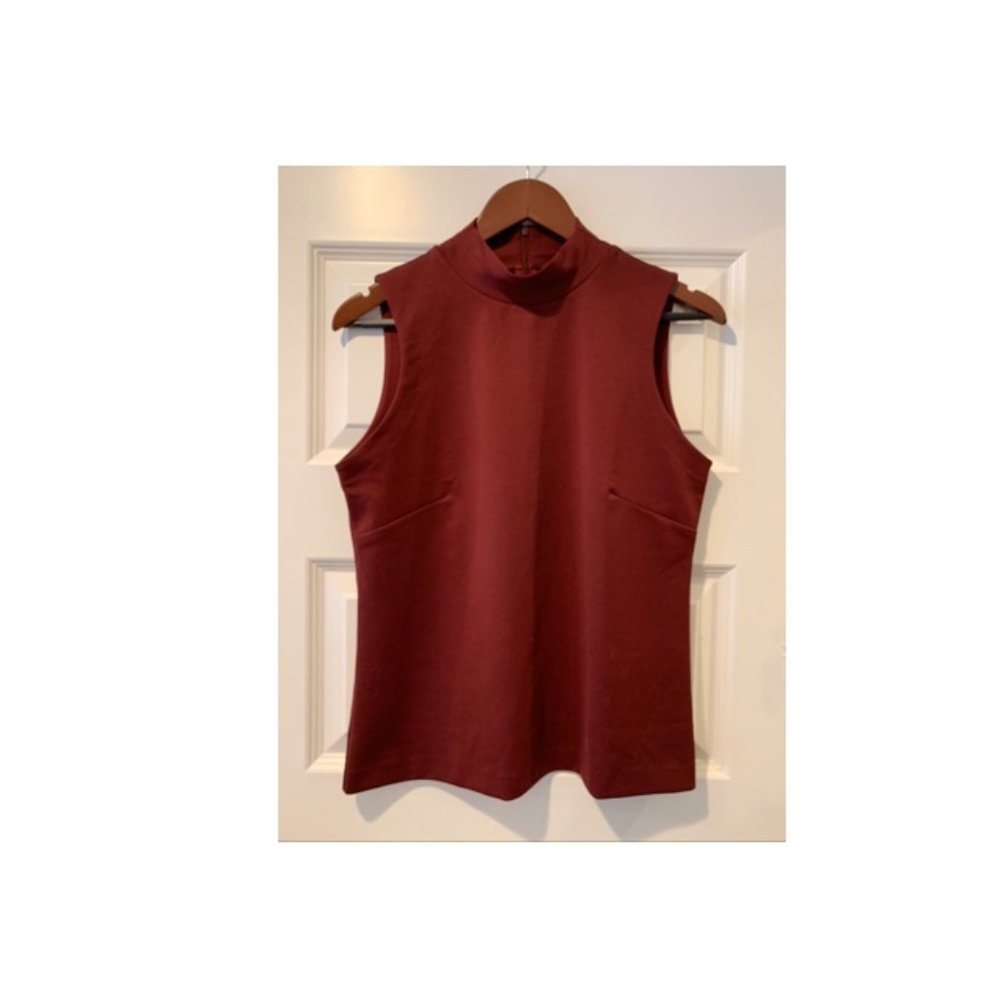 J Crew burgundy mock turtleneck ponte shell